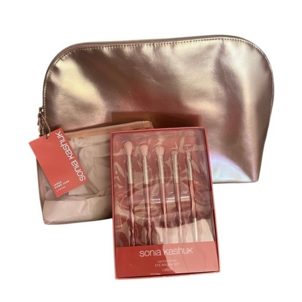 Sonia Kashuk Large Dome Bag, Small Bag,and limited edition 5 Piece Eye Brush Set